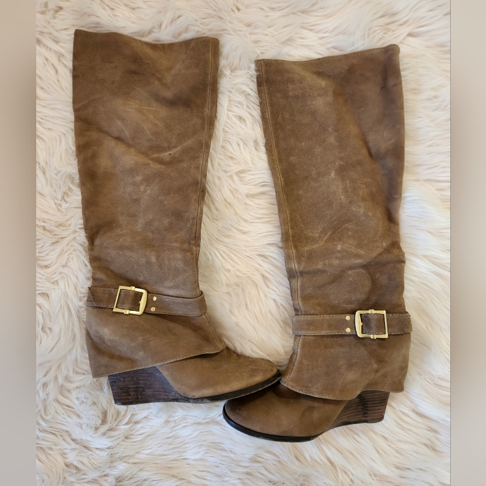 Vince Camuto Alician Tall Wedge Boots Taupe Suede Size 9